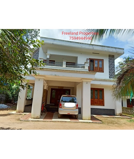 15 Cent Land with 4 BHK House Thamarassery Calicut