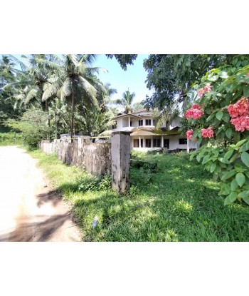 20 Cent 5BHK New House For...